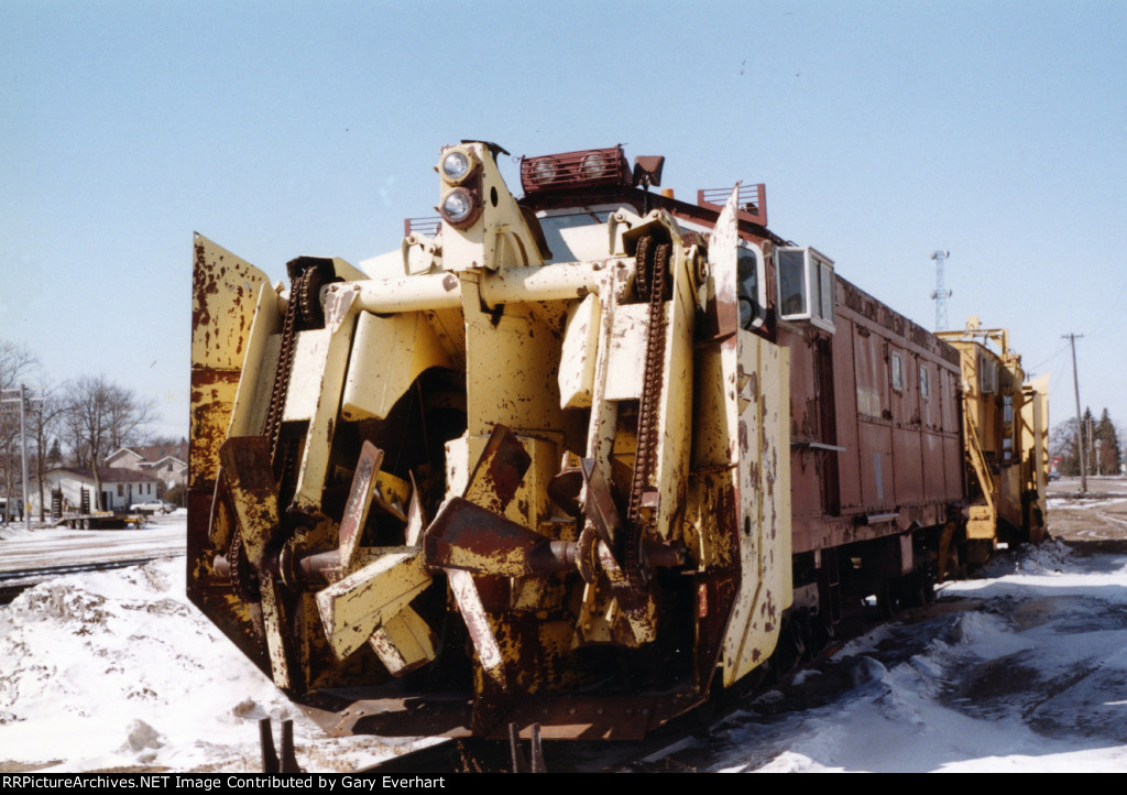 RRVW Snow Cutter #113 - Red River Valley & Western RR